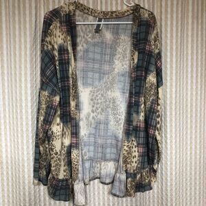 Honeyme leopard plaid top